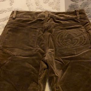 Super cute Gucci….small hole under back belt loop…not noticeable